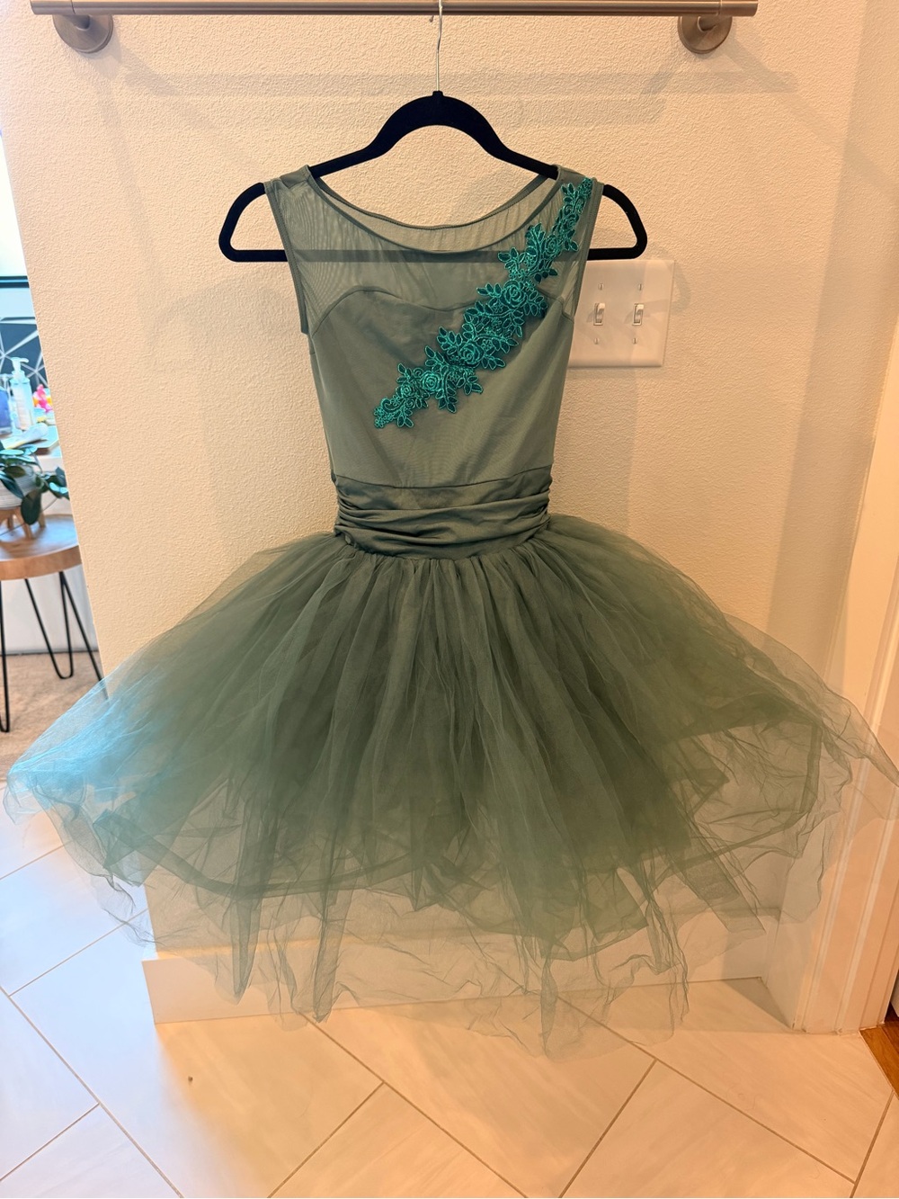 Weissman A Thousand Miles Green Tulle BalletCostume with Lace Applique Child L